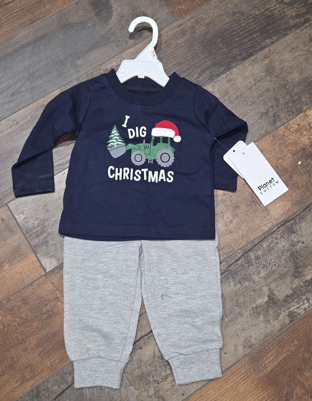 Planet Cotton I Dig Christmas 2pc Baby Outfit NWT Sz 6M